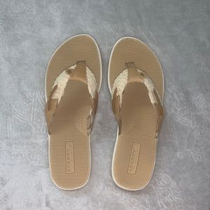 sperry flip flops (never worn!!)